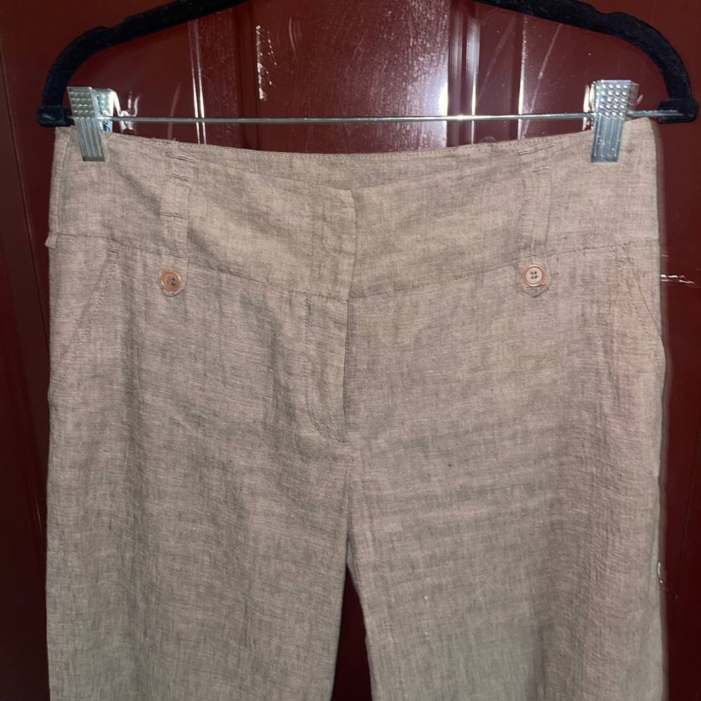 BCBG MAXAZRIA Linen 75% 24 % cotton 1% spandex